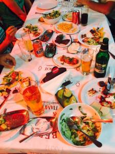 12071785_915649321836814_319108327_n